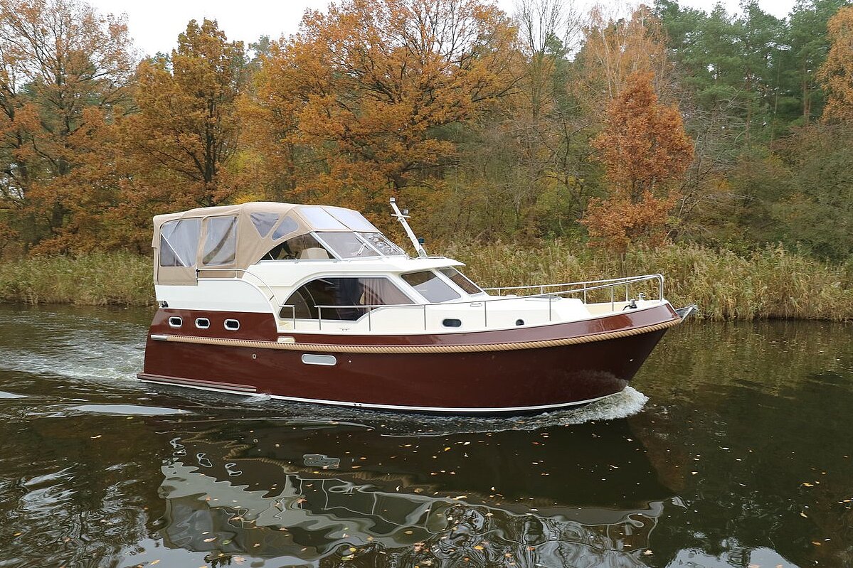 Dieses Bild zeigt unsere Yacht "Charlie Brown - Concordia 108 AC" 