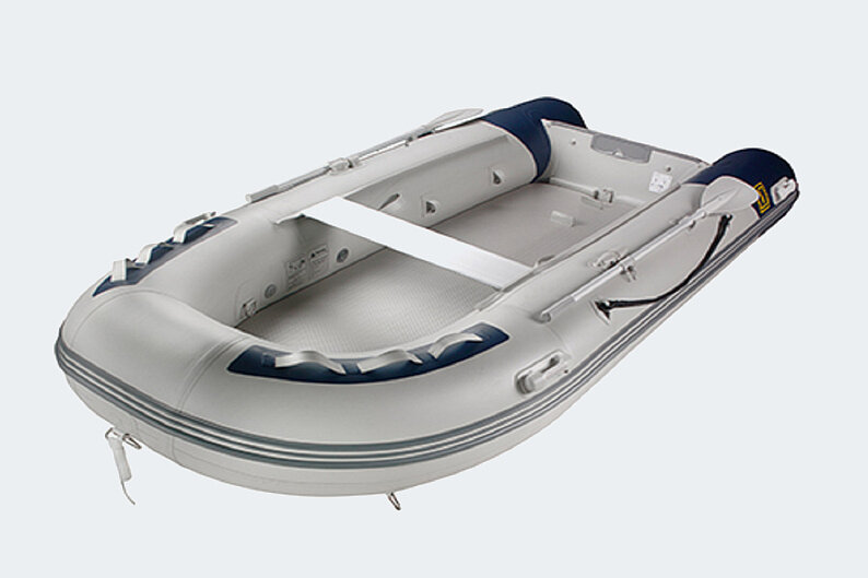 Dieses Bild zeigt unseren Vetus Explorer 330E.