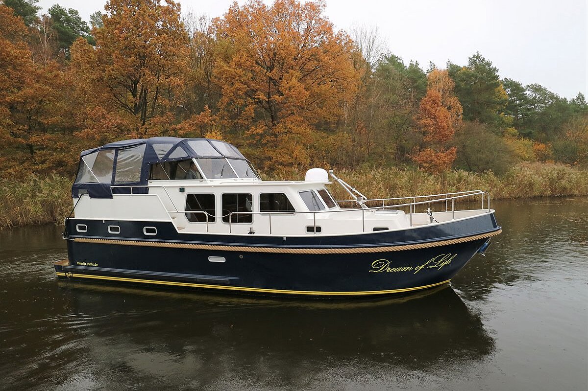 Dieses Bild zeigt unsere Yacht "Dream of Life - M-Classic 115"