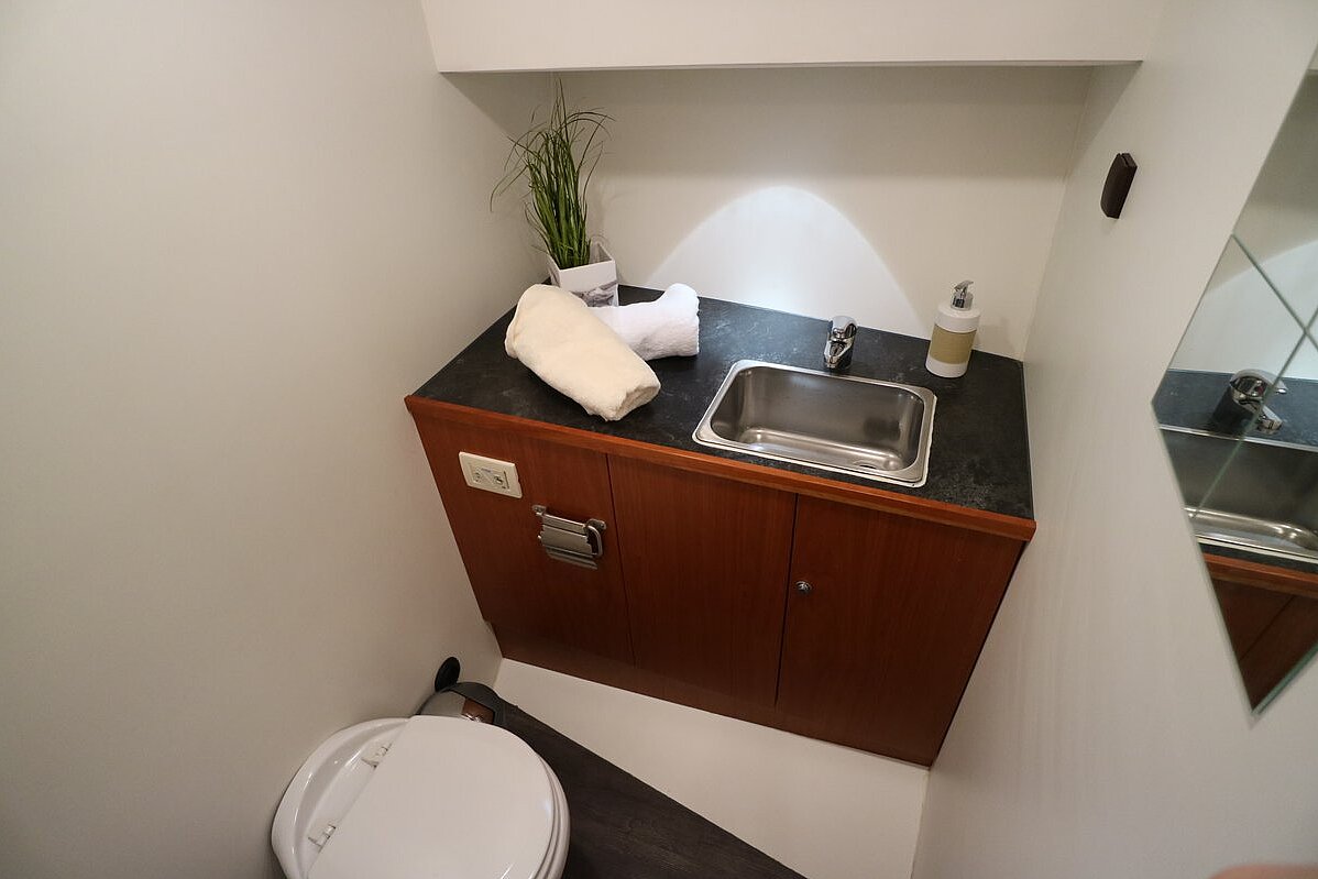 Dieses Bild zeigt unsere Yacht Dream of Life - M-Classic 115 - Bad