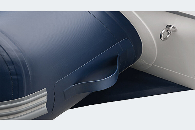 Dieses Bild zeigt unseren Vetus Explorer 200T  Griff Blau